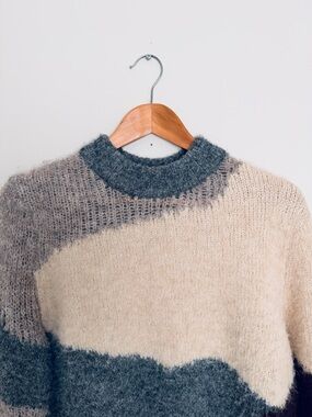 OAK + FORT Fluffy Colorblock Knit Sweater in Cream and Charcoal